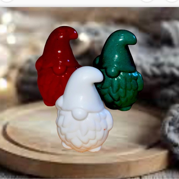 Christmas Santa Gnome Soap Bar, Holiday Soap, Guest Soap, White Elephant Gift - Picture 11 of 16